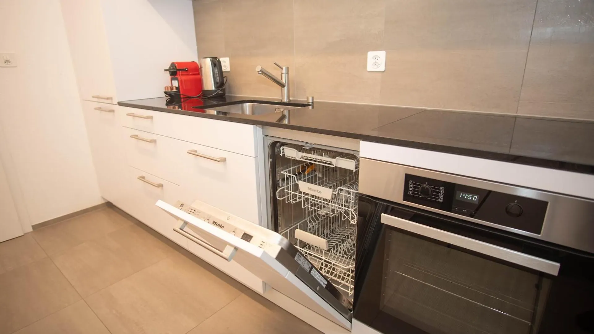 Modern Apartment In Basel With Free Baselcard